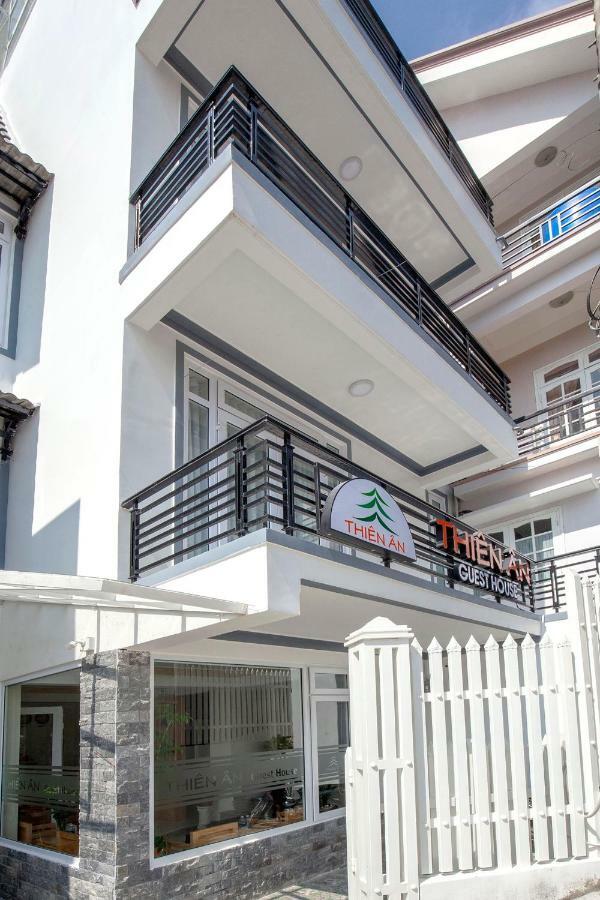 Thien An Guest House Далат Екстер'єр фото